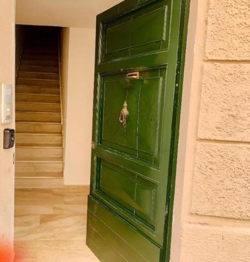 Appartamento Cagliari Centro Con Vista Sul Porto Kültér fotó